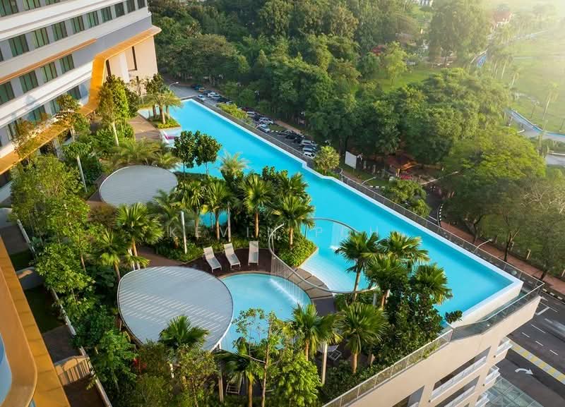 Parc 3 untuk Untuk Dijual - RM 630,000, Mac 2026 - Pool - PropertyGuru.com.my