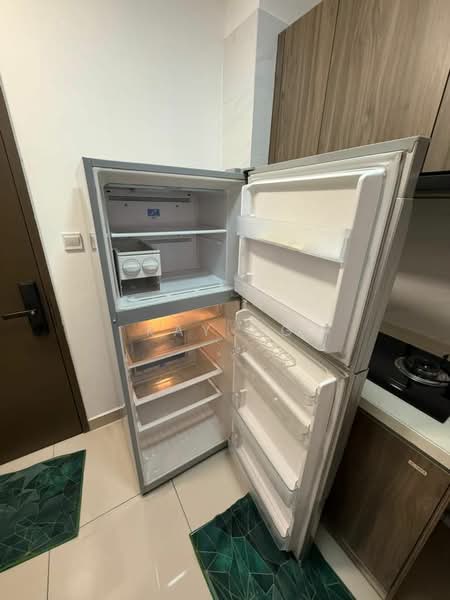 Country Garden Central Park untuk Untuk Disewa - RM 1,900 /bulan, Mac 2026 - Kitchen - PropertyGuru.com.my