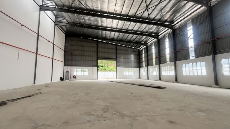 Semi-D Factory for Rent in Kawasan Perindustrian Nilai (Nilai) - EC Low - Interior - PropertyGuru.com.my