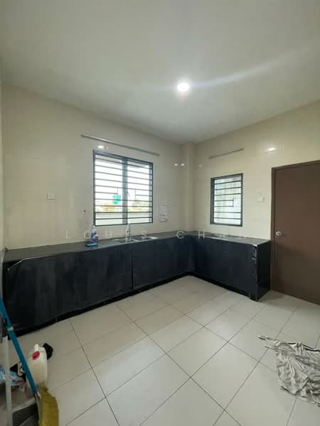 Cluster House for Rent in Klang (Selangor) - Louis Chan - Kitchen - PropertyGuru.com.my