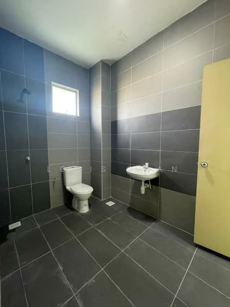 Cluster House for Rent in Klang (Selangor) - Louis Chan - Bathroom - PropertyGuru.com.my