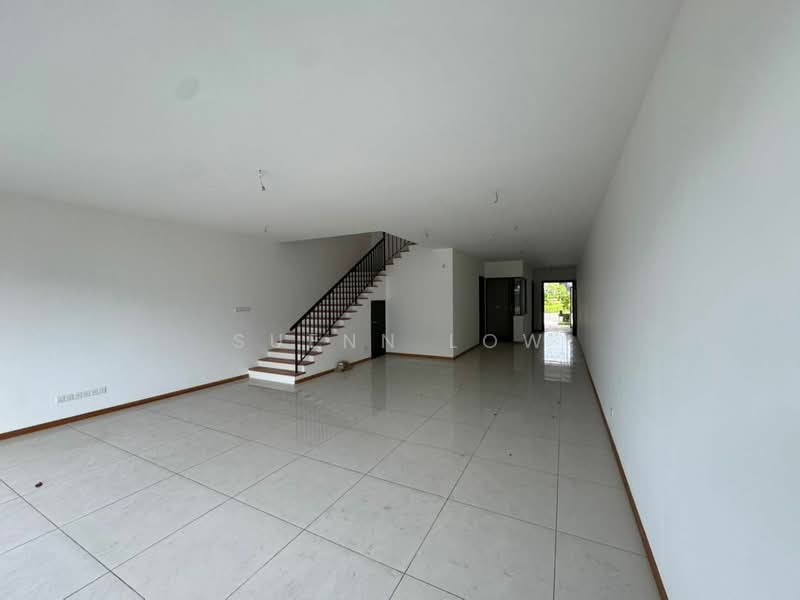 Senibong Cove 3 Storey Courtyard @ Canal View untuk Untuk Dijual - RM 2,200,000, Mac 2026 - Living Room - PropertyGuru.com.my