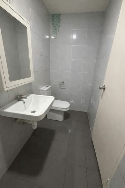 Condominium for Rent at The Edge Residence - Abby Woo - Bathroom - PropertyGuru.com.my