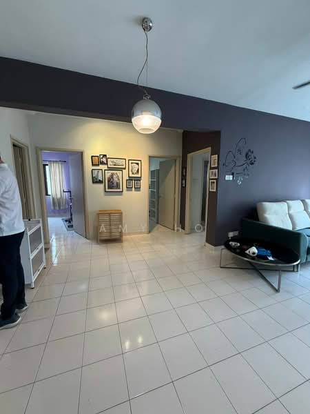 Condominium for Sale at Sri Putramas - Amy Ho - Living Room - PropertyGuru.com.my