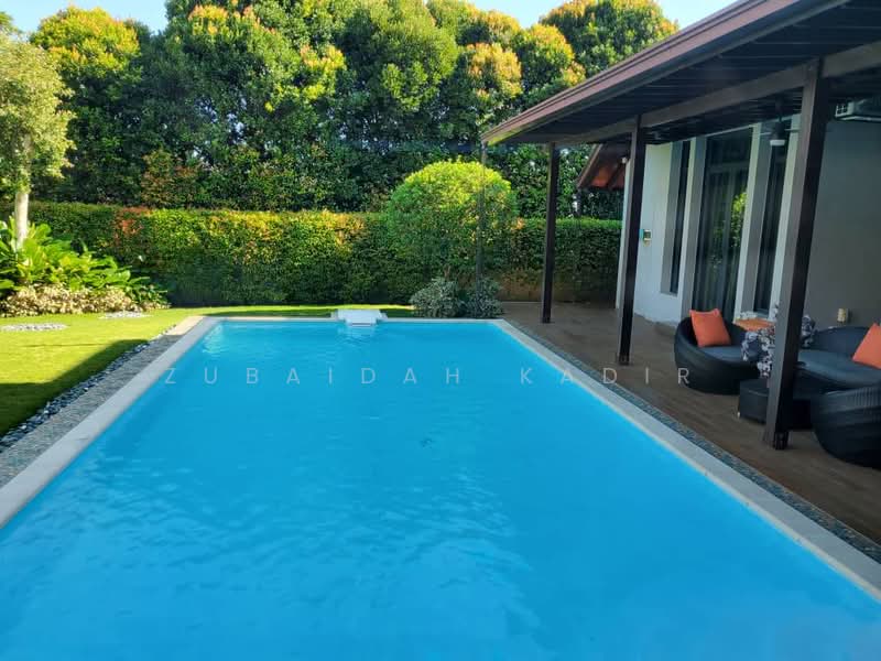 Bungalow for Sale in Bukit Jelutong (Shah Alam) - Zubaidah Kadir - Exterior - PropertyGuru.com.my