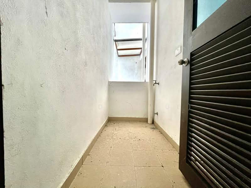 Condominium for Sale at Gardenview Residences - JUMIDAH (JUE) - Corridor - PropertyGuru.com.my