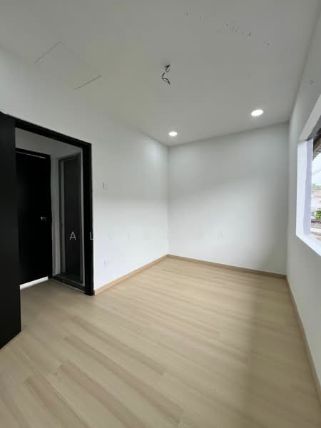 2-storey Terraced House for Sale in Taman Puteri Wangsa (Ulu Tiram) - Alviss Tay - Interior - PropertyGuru.com.my
