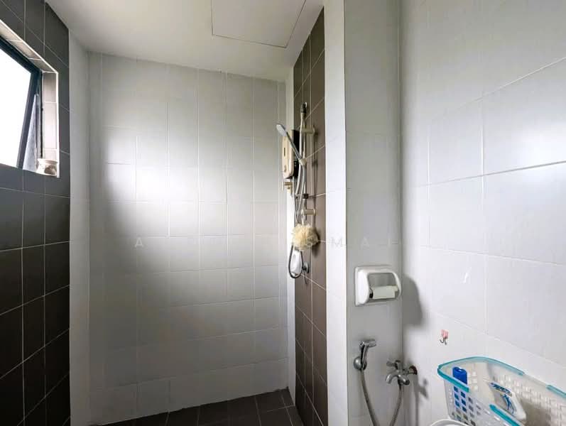 T-Parkland untuk Untuk Dijual - RM 330,000, Mac 2026 - Bathroom - PropertyGuru.com.my
