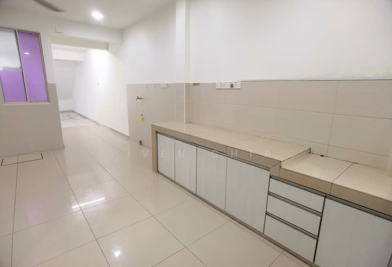 Taman Sri Gombak untuk Untuk Dijual - RM 750,000, Mac 2026 - Kitchen - PropertyGuru.com.my
