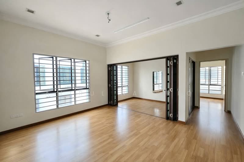 2-storey Terraced House for Sale in Putra Heights (Subang Jaya) - Amirul Nasyriq - Living Room - PropertyGuru.com.my