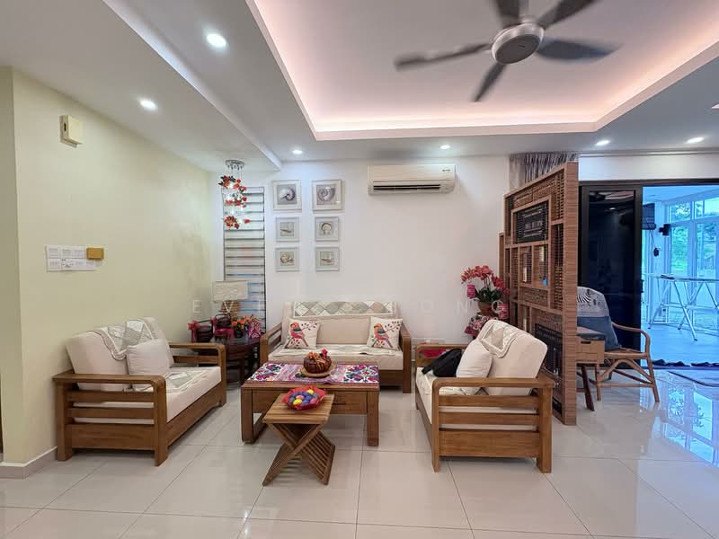 2.5-storey Terraced House for Sale in Jade Hills (Kajang) - Even Chong - Living Room - PropertyGuru.com.my