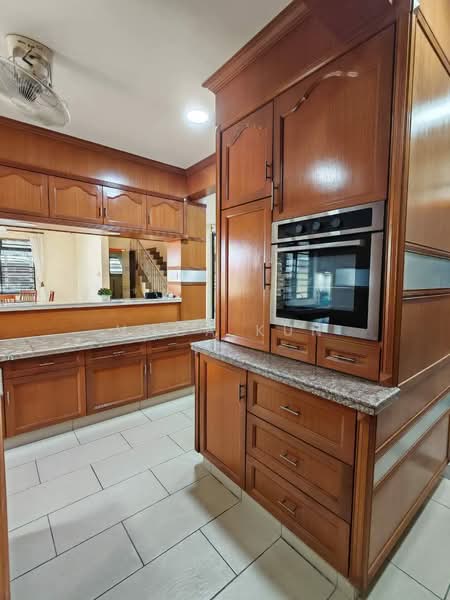 Taman Pelangi Luyang untuk Untuk Dijual - RM 2,200,000, Apr 2026 - Kitchen - PropertyGuru.com.my