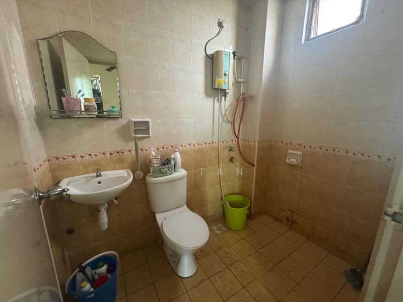 Perling Apartment untuk Untuk Dijual - RM 400,000, Mac 2026 - Bathroom - PropertyGuru.com.my
