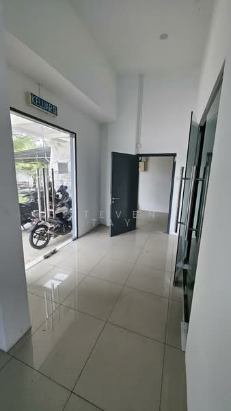 Kilang untuk Dijual di Kawasan Perindustrian Kajang Jaya (Semenyih) - Steven Tay - Entrance - PropertyGuru.com.my