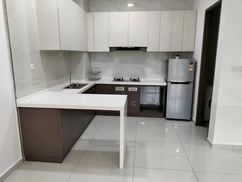 Amberside @ Country Garden Danga Bay untuk Untuk Dijual - RM 350,000, Apr 2026 - Kitchen - PropertyGuru.com.my