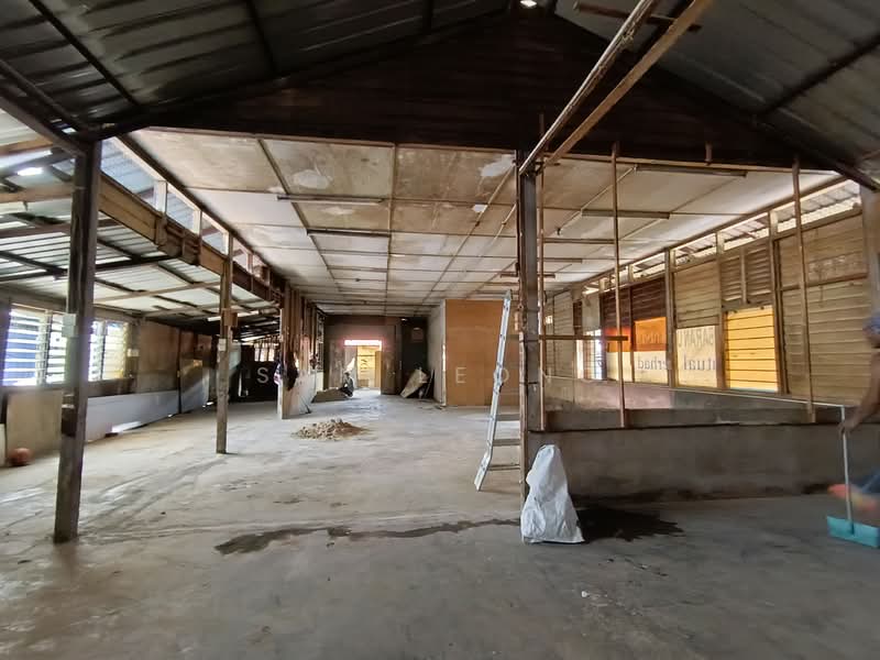 Warehouse for Rent in Ampang (Selangor) - Sam Leong - Interior - PropertyGuru.com.my