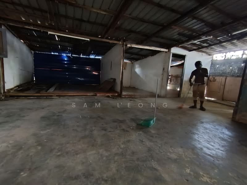 Warehouse for Rent in Ampang (Selangor) - Sam Leong - Interior - PropertyGuru.com.my