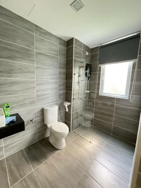 Service Residence for Sale at KSL Residence @ Daya - Marco Choo - Bathroom - PropertyGuru.com.my