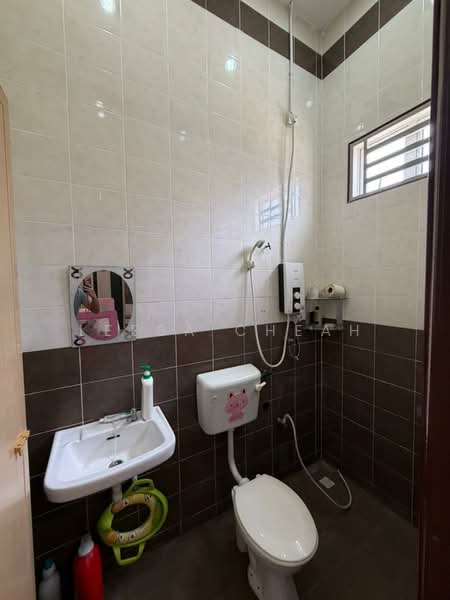Taman Kulim Square Indah untuk Untuk Dijual - RM 498,000, Mac 2026 - Bathroom - PropertyGuru.com.my