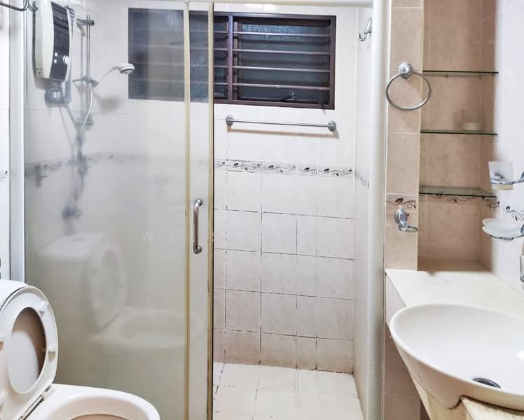 Pelangi Utama untuk Untuk Disewa - RM 2,300 /bulan, Mac 2026 - Bathroom - PropertyGuru.com.my