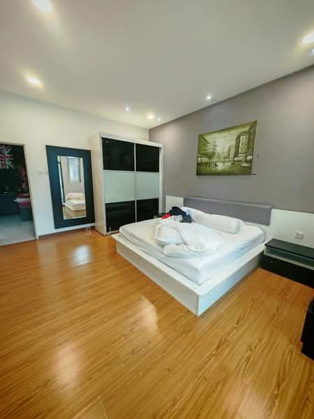 3-storey Terraced House for Sale in Segambut (Kuala Lumpur) - Suki Tan - Bedroom - PropertyGuru.com.my
