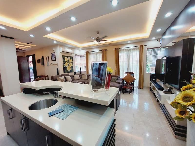 Rumah Banglo untuk Dijual di Damansara Legenda (Petaling Jaya) - Joey Chea - Living Room - PropertyGuru.com.my