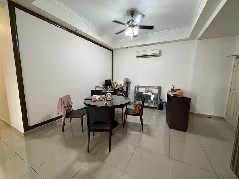 Kondominium untuk Dijual di Putra Indah Condominium - Shawn Tan - Dining Room - PropertyGuru.com.my