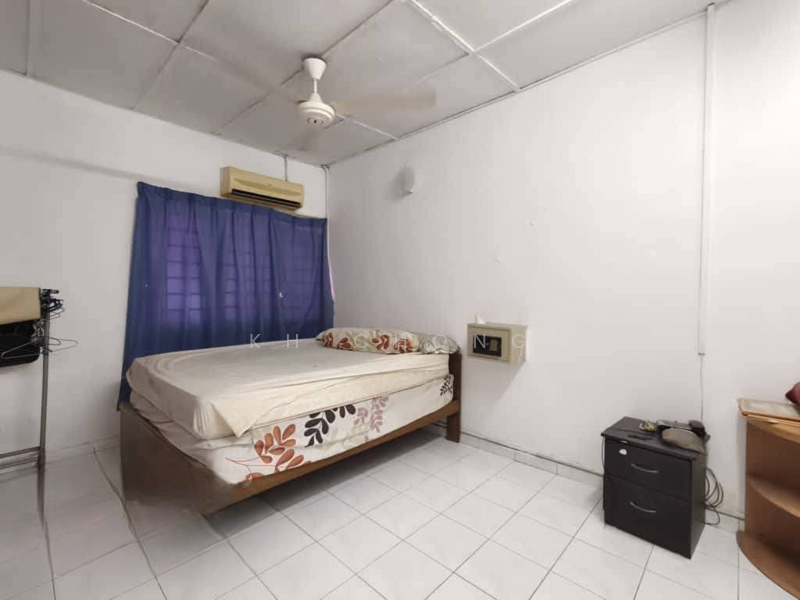 Taman Sri Andalas untuk Untuk Dijual - RM 420,000, Mac 2026 - Bedroom - PropertyGuru.com.my
