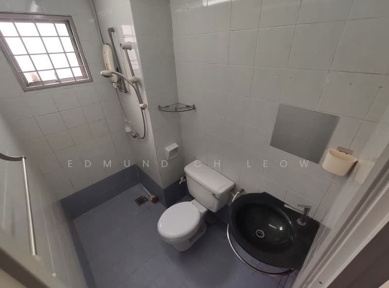 Condominium for Sale at Casa Venicia Greenview Tower - Edmund CH Leow - Bathroom - PropertyGuru.com.my