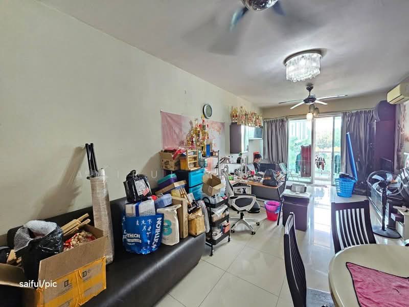 Condominium for Sale at The Zest @ Kinrara 9 - Amirul Nasyriq - Living Room - PropertyGuru.com.my