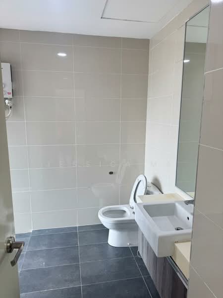 Service Residence for Rent at Southkey Mosaic - Jessica Ma - Bathroom - PropertyGuru.com.my