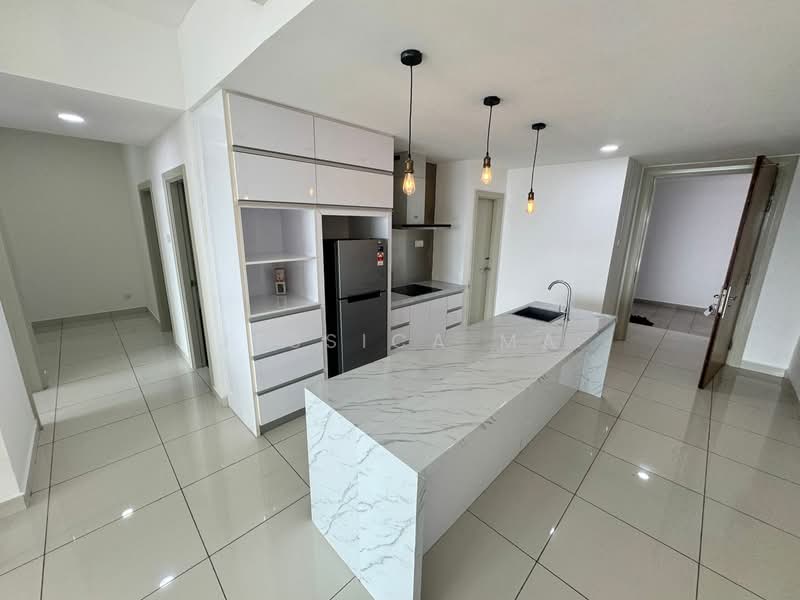 Service Residence for Rent at Southkey Mosaic - Jessica Ma - Kitchen - PropertyGuru.com.my