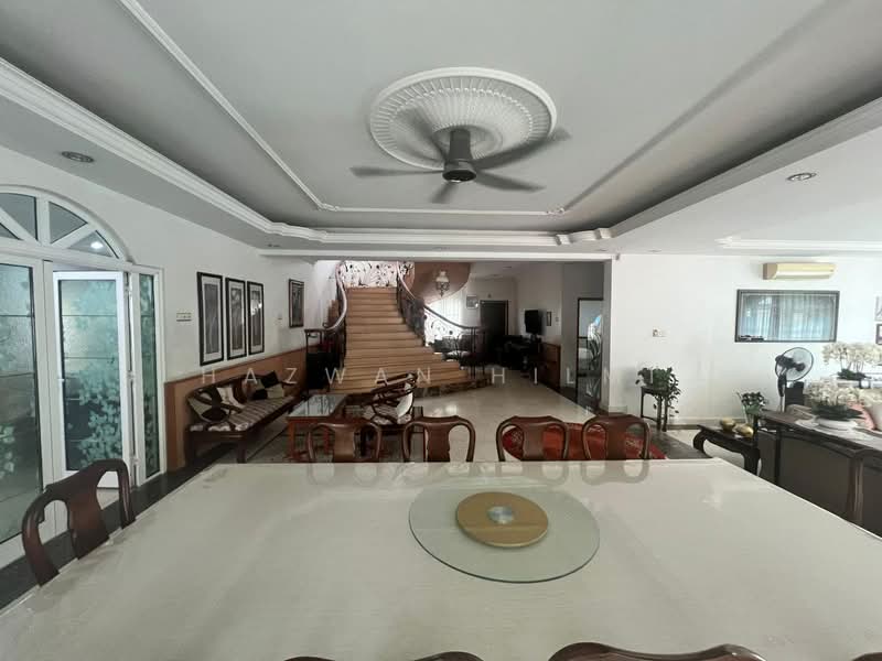 Bungalow for Sale in Taman Tun Dr Ismail (Kuala Lumpur) - Hazwan Hilmi - Living Room - PropertyGuru.com.my
