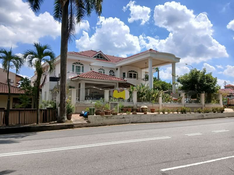 Bungalow House for Sale in Taman Tun Dr Ismail (Kuala Lumpur) - Hazwan Hilmi - Exterior - PropertyGuru.com.my