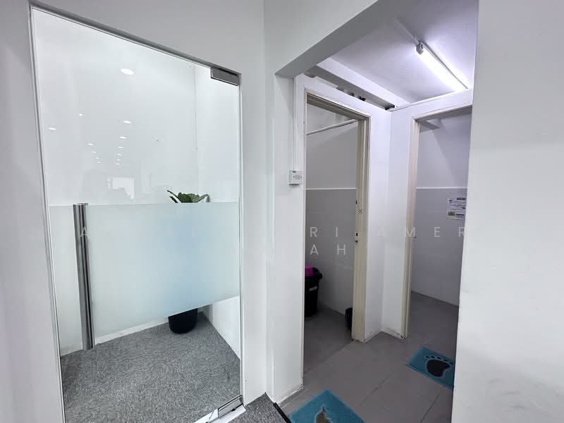 Kedai / Pejabat untuk Dijual di Kuchai Business Park (Kuala Lumpur) - Ahmad Fikri Amer Hamzah - Interior - PropertyGuru.com.my