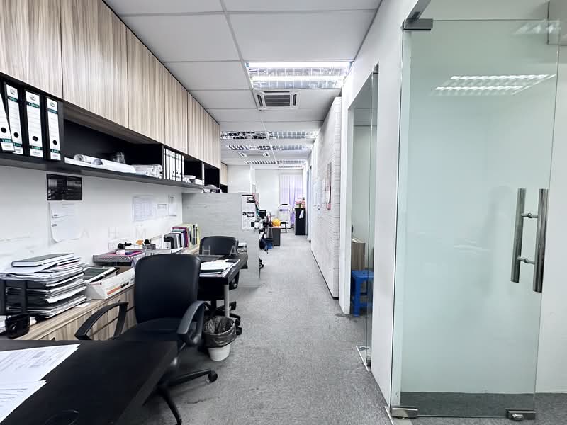 Kedai / Pejabat untuk Dijual di Kuchai Business Park (Kuala Lumpur) - Ahmad Fikri Amer Hamzah - Interior - PropertyGuru.com.my