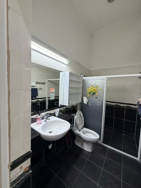 Taman Bukit Sri Bintang untuk Untuk Dijual - RM 1,500,000, Mac 2026 - Bathroom - PropertyGuru.com.my