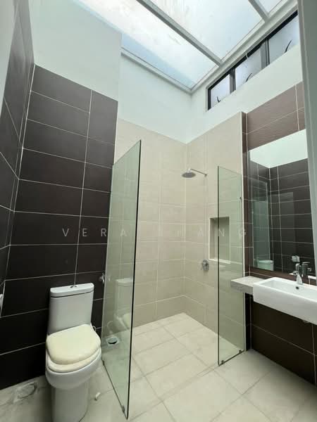Cluster House for Sale in Skudai (Johor) - Vera Chang - Bathroom - PropertyGuru.com.my