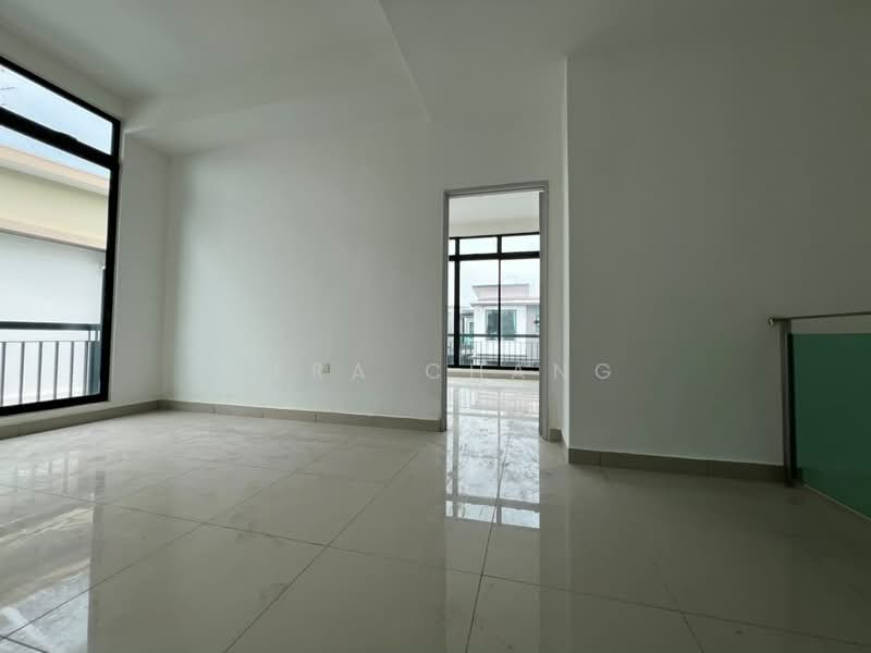Cluster House for Sale in Skudai (Johor) - Vera Chang - Living Room - PropertyGuru.com.my
