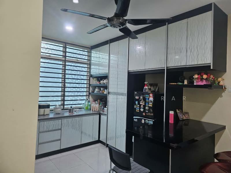 Bungalow for Sale in Taman Senawang Perdana (Senawang) - Asliza Md Asrar - Kitchen - PropertyGuru.com.my