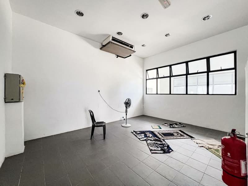 Shop / Office for Rent in Kajang (Selangor) - Azizirrahim . - Interior - PropertyGuru.com.my