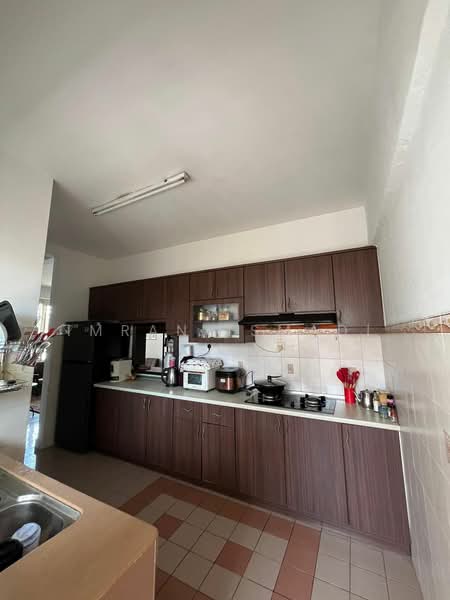 Condominium for Sale at De Rozelle - Imran Ismadi - Kitchen - PropertyGuru.com.my