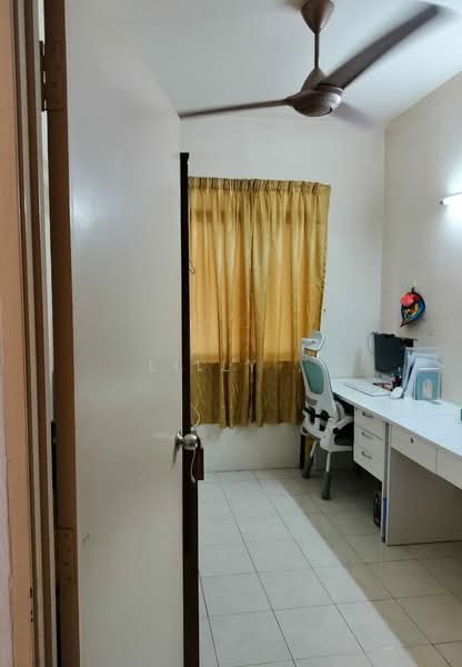 Apartment for Sale at Taman Lembah Hijau Block 3 - Lilly . - Study - PropertyGuru.com.my