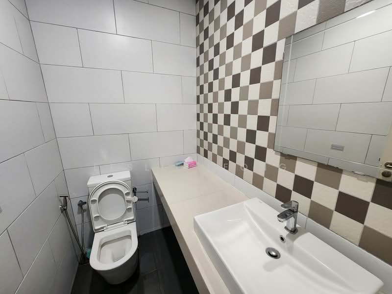 Tamansari Amaryllis untuk Untuk Disewa - RM 3,500 /bulan, Mac 2026 - Bathroom - PropertyGuru.com.my