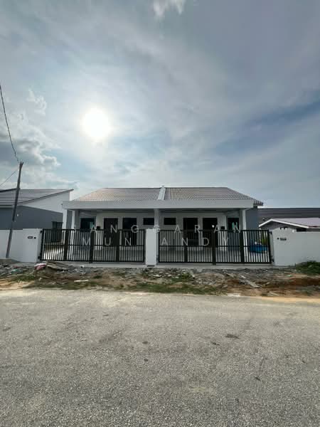 RUMAH BERKEMBAR SETINGKAT DI JUNJONG untuk Untuk Dijual - RM 459,000, Mac 2026 - Exterior - PropertyGuru.com.my