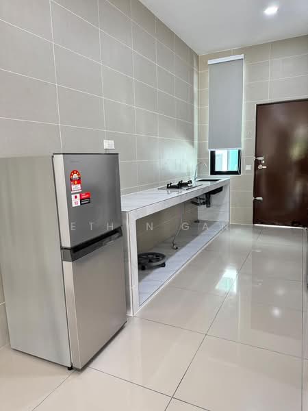 2-storey Terraced House for Rent in Taman Mount Austin (Tebrau) - Ethan Gan - Kitchen - PropertyGuru.com.my