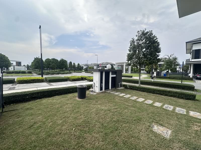 Bungalow for Sale in Setia Alam (Selangor) - Steven Tey - Exterior - PropertyGuru.com.my