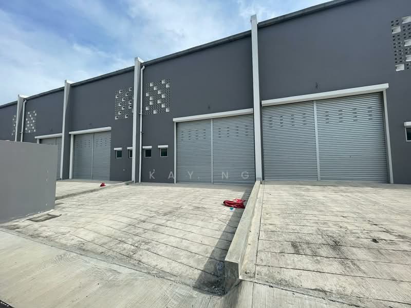 Terrace Factory for Rent in Bandar Indahpura (Kulai) - Kay Ng - Exterior - PropertyGuru.com.my