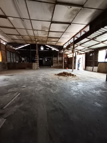 Ampang 1sty Landed House 3600sqft Offer TO Rent! untuk Untuk Disewa - RM 2,000 /bulan, Mac 2026 - PropertyGuru.com.my