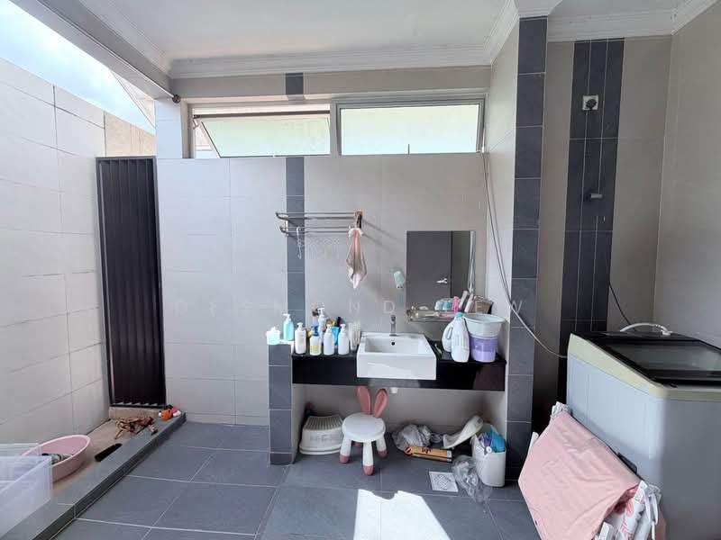 TAMAN GAYA PRESINT 6A untuk Untuk Dijual - RM 1,300,000, Mac 2026 - Bathroom - PropertyGuru.com.my
